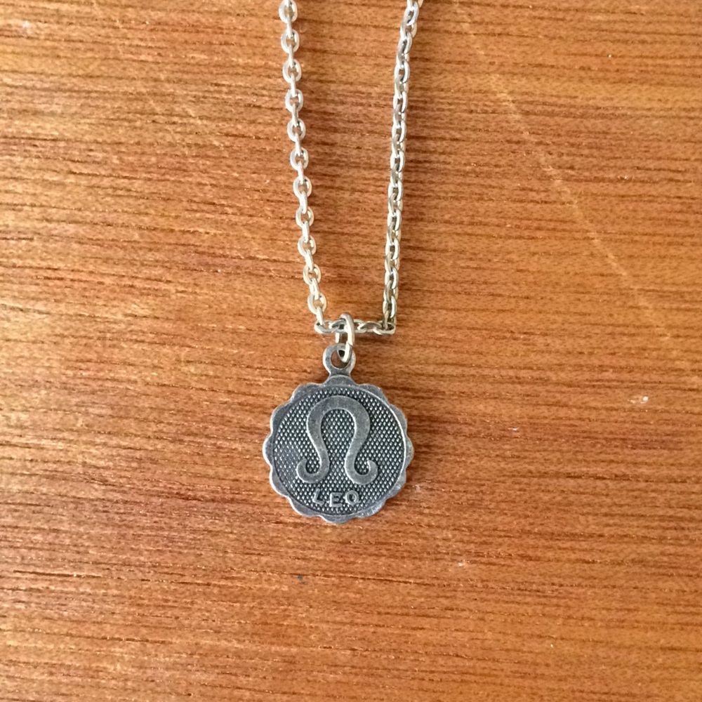 Leo necklace